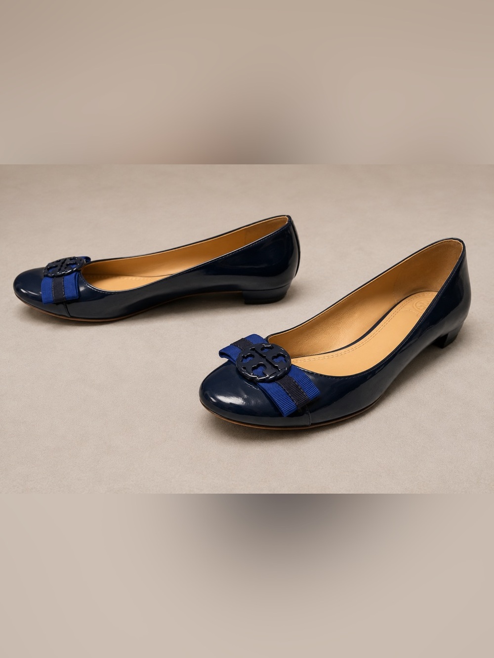 Tory Burch Navy Patent Leather Ballet Flats Logo Bow Sz 6.5M